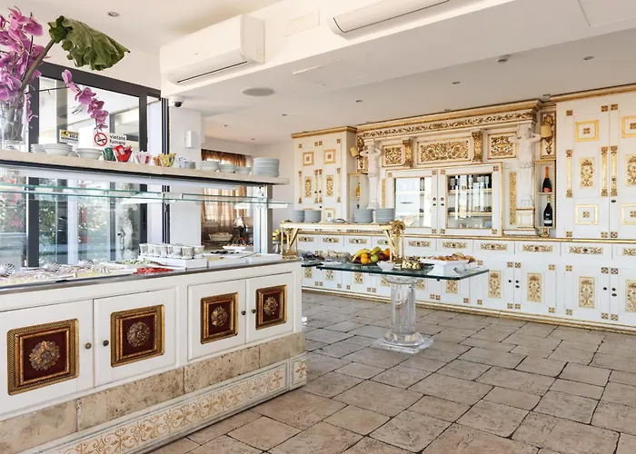Hotel Romanico Palace Luxury & 4*